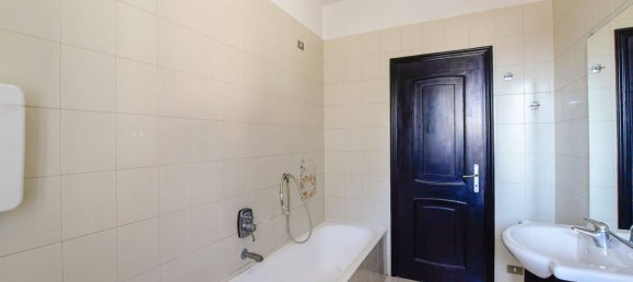 Пентхаус с 2 спальнями в Сереньо, Италия № 370580 23