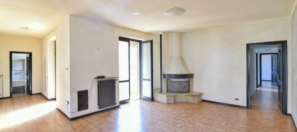 Пентхаус с 2 спальнями в Сереньо, Италия № 370580 10