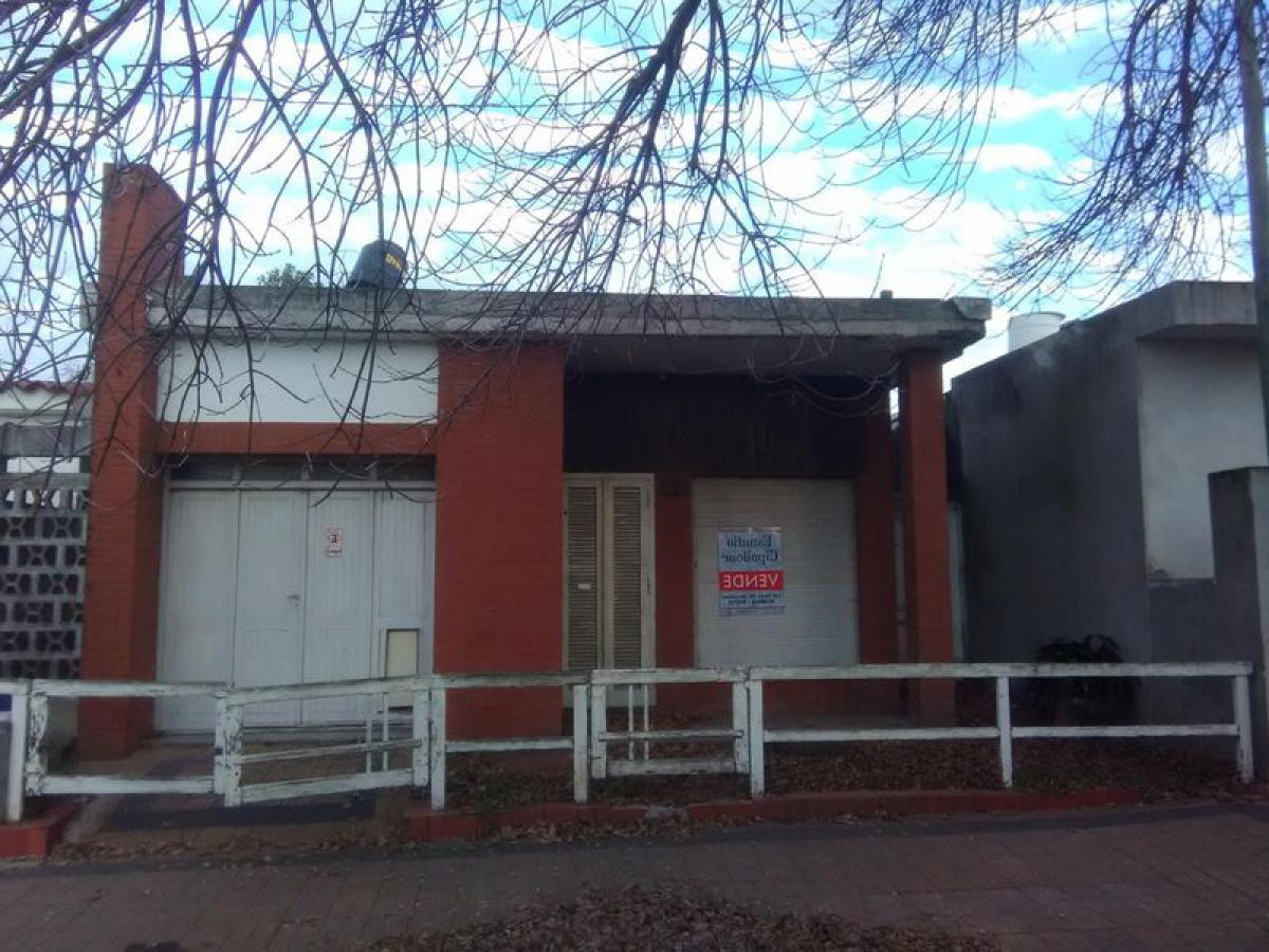 Casa de 2 dormitorios en Santa Fe, Argentina No. 59352