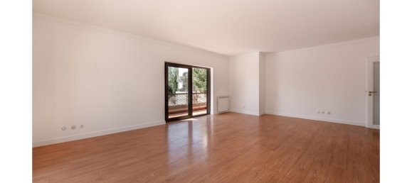 3 bedrooms Apartment in Cascais, Portugal No. 128290 4