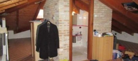 6-Zimmer Villa in Bressana Bottarone, Italy, Nr. 78718 11