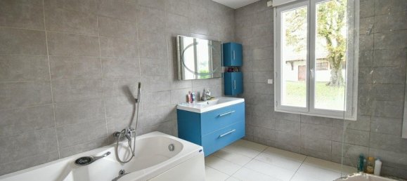 Casa de 4 dormitorios en Saint-Romain-sur-Cher, France No. 159588 6