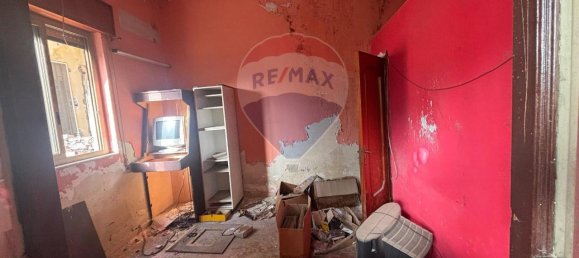 5 rooms Apartment in Camporotondo Etneo, Italy No. 82672 19