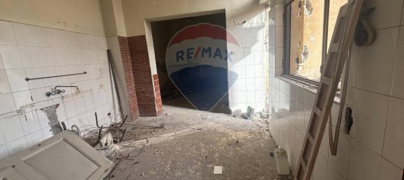 5 rooms Apartment in Camporotondo Etneo, Italy No. 82672 5