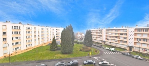 3 bedrooms Apartment in Saint-Quentin, France No. 43040 9