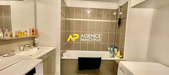 3 bedrooms Apartment in Argenteuil, France No. 170056 8