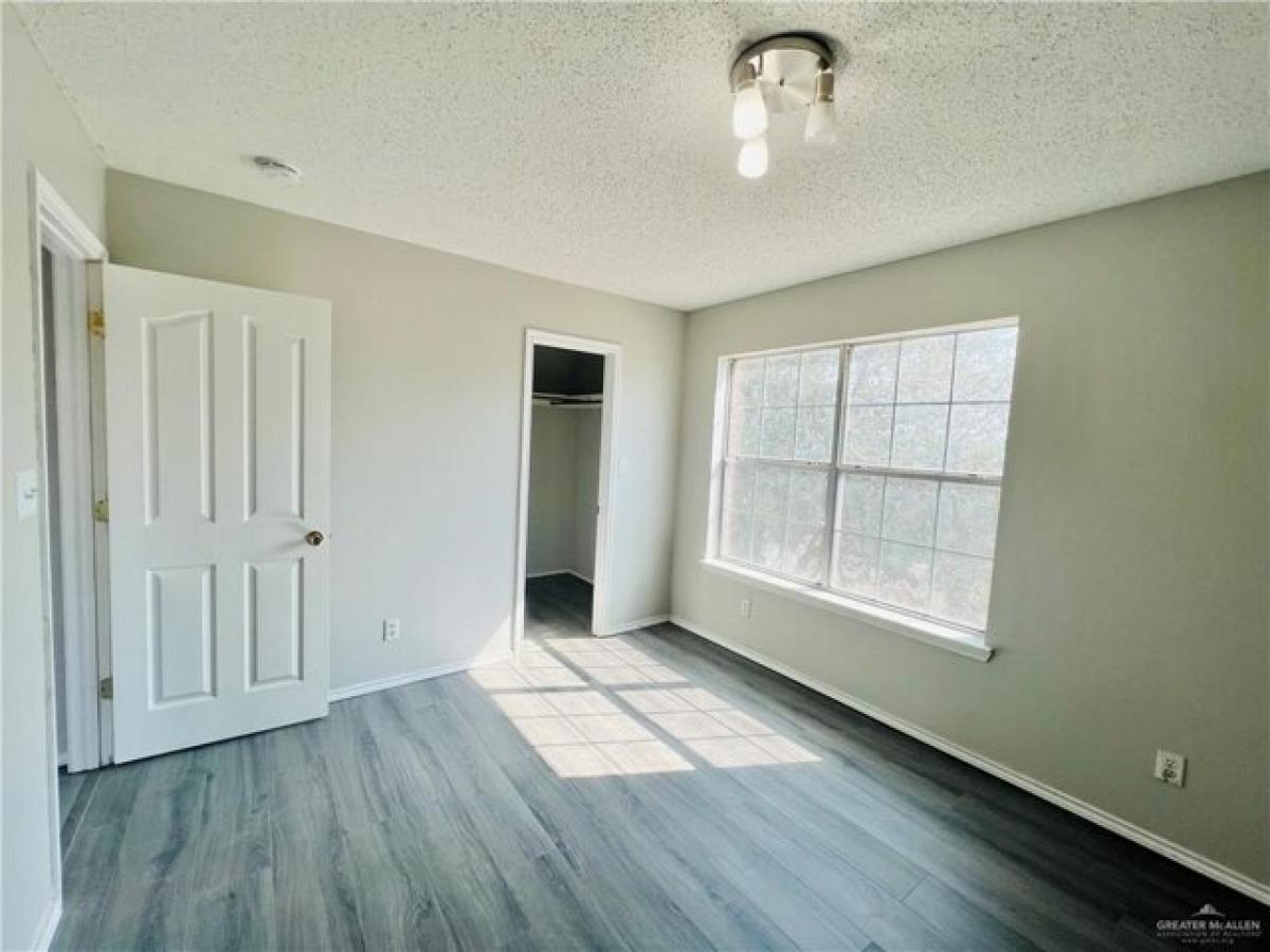 Casa de 3 dormitorios en Edinburg, USA No. 372076