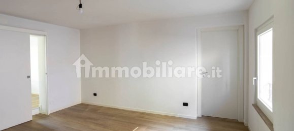 Casa de 3 dormitorios en Verona, Italy No. 223183 2