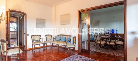 3 bedrooms Apartment in Rome, Italy No. 103850 2
