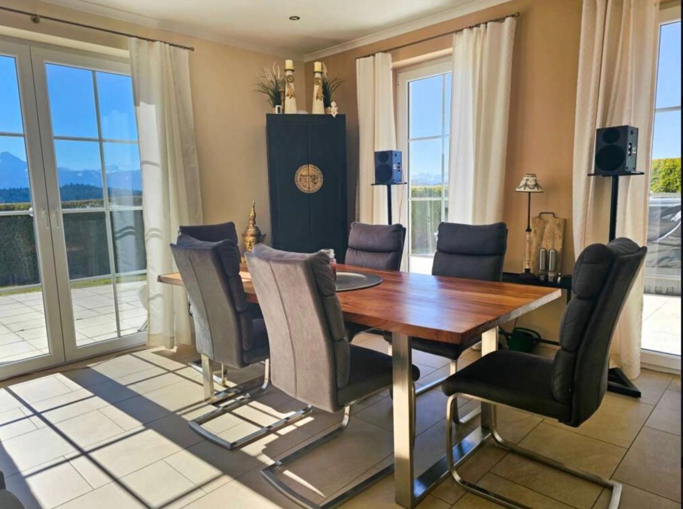 7 rooms Townhouse in Velden am Worther See, Austria No. 137121