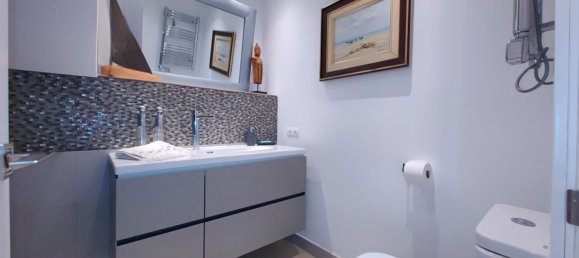 Дуплекс с 3 спальнями в Эстепона, Испания № 148164 5