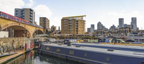 2 bedrooms Apartment in London, United Kingdom No. 13467 20