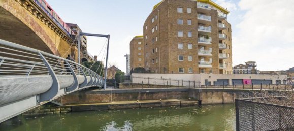 2 bedrooms Apartment in London, United Kingdom No. 13467 18