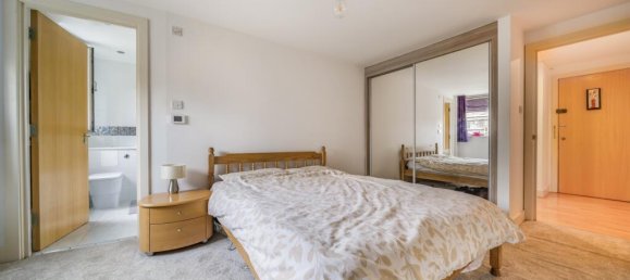 2 bedrooms Apartment in London, United Kingdom No. 13467 10