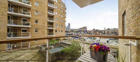 2 bedrooms Apartment in London, United Kingdom No. 13467 17