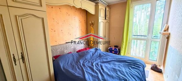 2 bedrooms Apartment in Franconville, France No. 304377 10