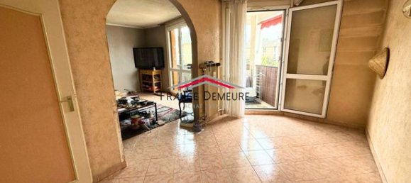 2 bedrooms Apartment in Franconville, France No. 304377 7