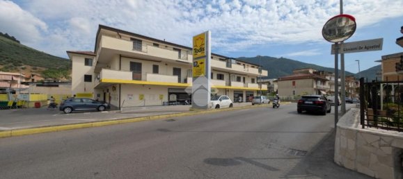 887m² Commercial property in San Felice a Cancello, Italy No. 335856 3