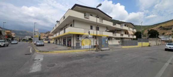 887m² Commercial property in San Felice a Cancello, Italy No. 335856 5