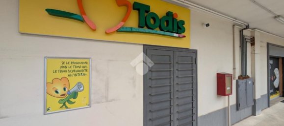 887m² Commercial property in San Felice a Cancello, Italy No. 335856 9