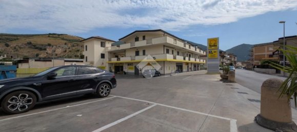 887m² Commercial property in San Felice a Cancello, Italy No. 335856 7