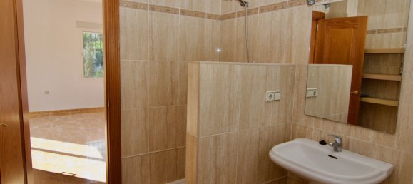 4 bedrooms Villa in Alhaurin de la Torre, Spain No. 146560 23