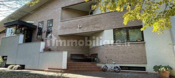 3 Schlafzimmer Villa in Porto Mantovano, Italy, Nr. 141598 11