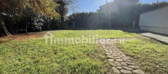 3 Schlafzimmer Villa in Porto Mantovano, Italy, Nr. 141598 10