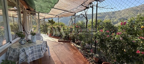 3 Schlafzimmer Haus in Cutar, Spain, Nr. 23664 11