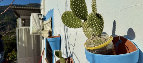 3 Schlafzimmer Haus in Cutar, Spain, Nr. 23664 10