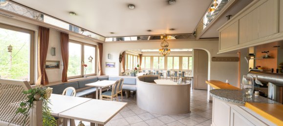 Café / restaurante de 6 divisões em Tuttlingen, Germany N.º 34825 8