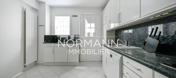 6 bedrooms Apartment in Paris, France No. 346361 24