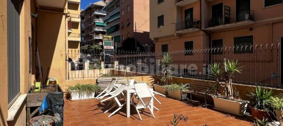 Квартира с 2 спальнями в Генуя, Италия № 301545 2