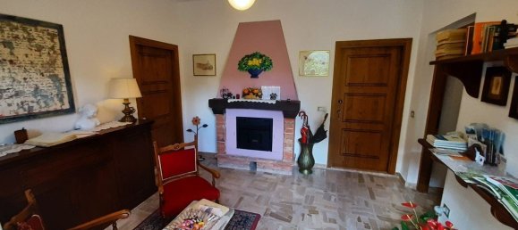 3 bedrooms Villa in Castiglione d'Orcia, Italy No. 101908 5
