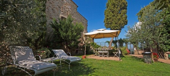 3 bedrooms Villa in Castiglione d'Orcia, Italy No. 101908 2