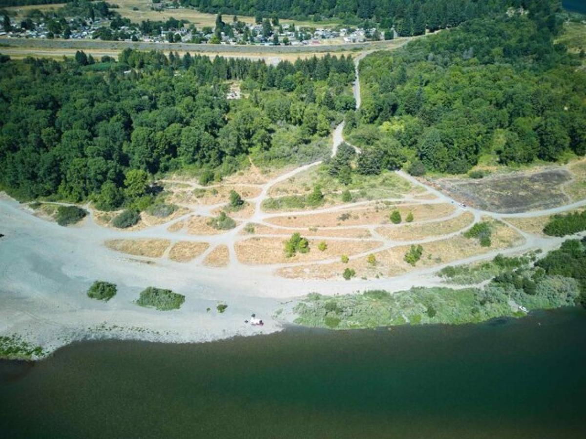  Land in Klamath, USA No. 477327