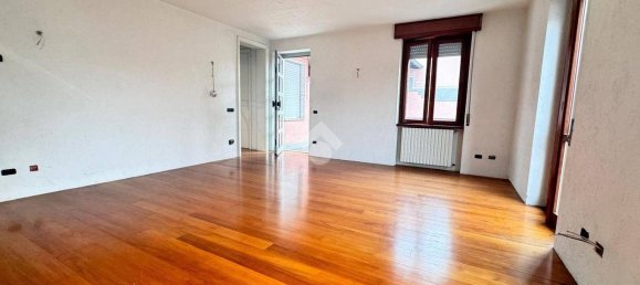 4 chambres Maison à Cesano Maderno, Italy No. 125050 20