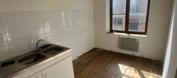 1 bedroom Apartment in Sedan, France No. 181897 3