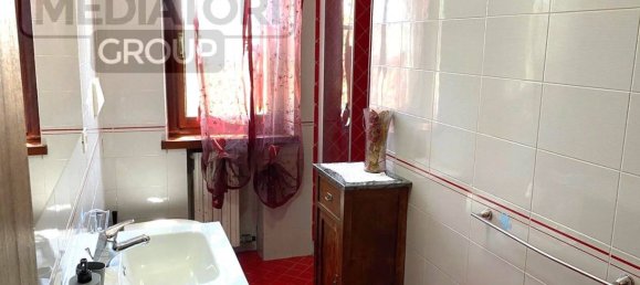 4 rooms House in Fucecchio, Italy No. 375681 7