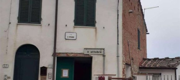 3 rooms Apartment in Capannoli, Italy No. 200443 10