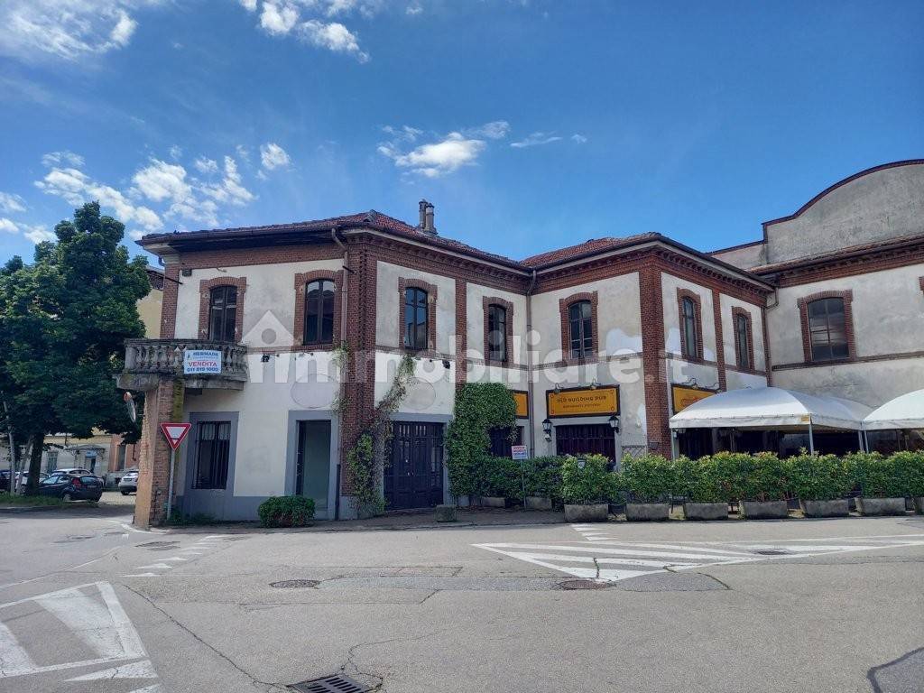 5 rooms Commercial property in Chieri, Italy No. 347928