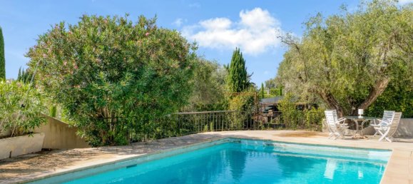 Villa de 5 dormitorios en Mougins, France No. 805 3