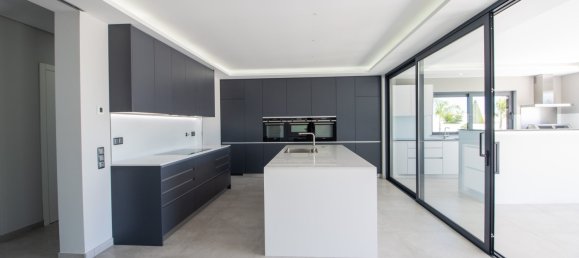 Вилла с 5 спальнями в Лагуш, Португалия № 122656 4