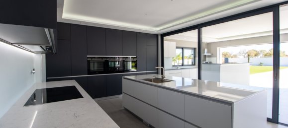 Вилла с 5 спальнями в Лагуш, Португалия № 122656 6