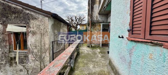 5-salle Maison à Almenno San Salvatore, Italy No. 228929 36