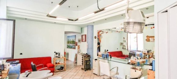 Gewerbliche Immobilie in Verona, Italy 47m², Nr. 380665 13