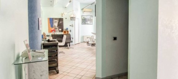 Gewerbliche Immobilie in Verona, Italy 47m², Nr. 380665 7