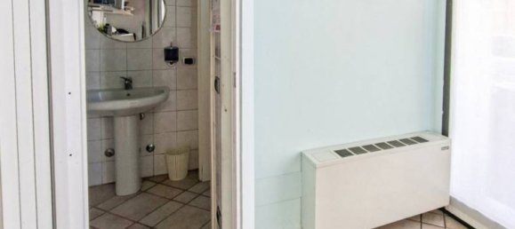 Gewerbliche Immobilie in Verona, Italy 47m², Nr. 380665 15