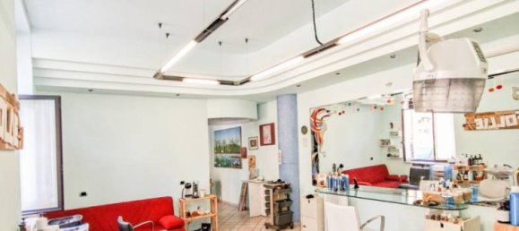 Gewerbliche Immobilie in Verona, Italy 47m², Nr. 380665 12