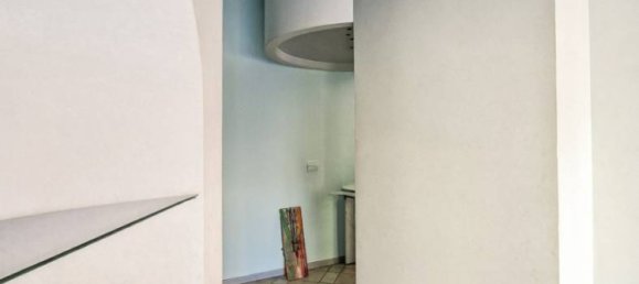 Gewerbliche Immobilie in Verona, Italy 47m², Nr. 380665 5